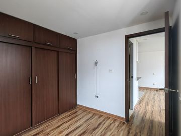 apartamento en arriendo en la roca. Cod A7308201