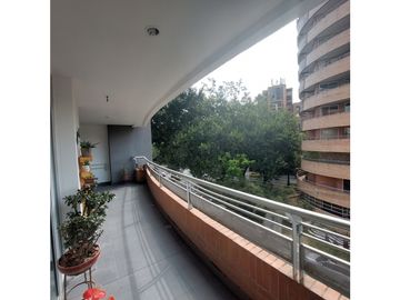 Apartamento en venta,  Laureles.