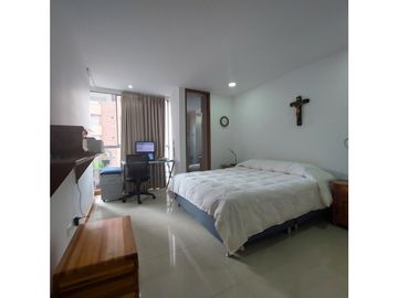 Apartamento en venta,  Laureles.