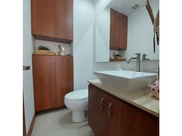 Apartamento en venta,  Laureles.