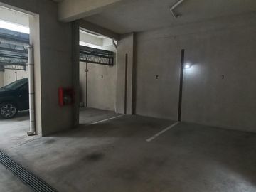 SEMI PISO DE 3 AMBIENTES CON COCHERA