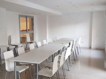 SEMI PISO DE 3 AMBIENTES CON COCHERA