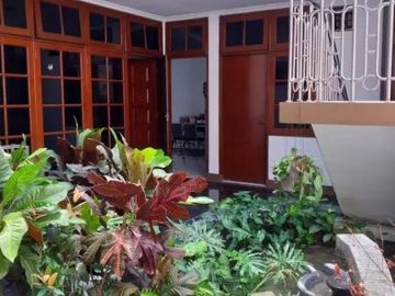 Dijual Rumah 1,5 Lantai Manyar Kertoadi Strategis Siap Huni Dekat MERR