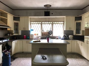 dijual rumah hitung tanah neglasari Ciumbuleuit Bandung dekat universitas