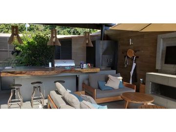 CONFORTABLE CASA EN VENTA, VALLE DE BRAVO