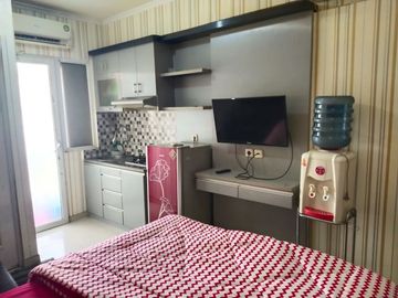 Apartemen bulanan green pramuka type studio fully furnished