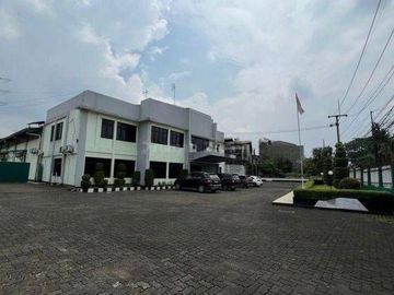 Pabrik Obat  Siap Pakai, Luas 4700m, Pinggir Jalan Raya, Mercedez Benz, Gunung Putri, Murah, Zonasi Industri, Strategis