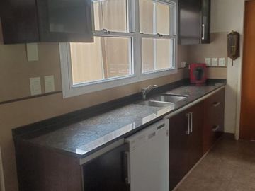 Excelente Casa 7 Amb. En Venta - Barrio Campos De Alvarez, Francisco Alvarez