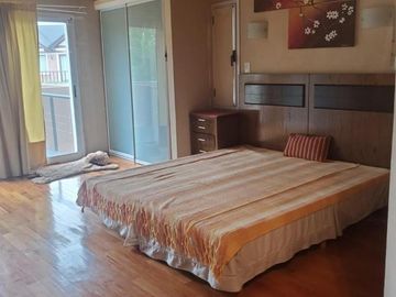 Excelente Casa 7 Amb. En Venta - Barrio Campos De Alvarez, Francisco Alvarez