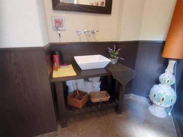 Excelente Casa 7 Amb. En Venta - Barrio Campos De Alvarez, Francisco Alvarez