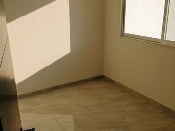 Hermosa Residencia en La Condesa Juriquilla, Estudio o 4ta Rec en PB, Jardín,.