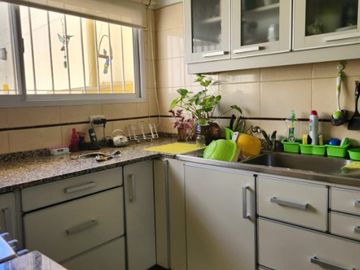 Departamento Tipo Casa en venta en Remedios de Escalada Oeste