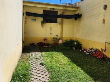 Departamento Tipo Casa en venta en Remedios de Escalada Oeste