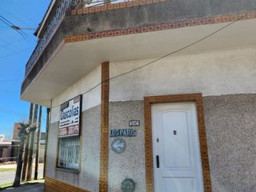 Departamento Tipo Casa en venta en Remedios de Escalada Oeste