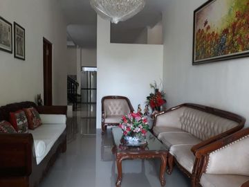 Rumah Luas Dan Besar Coco Untuk Keluarga Besar Utara Candi Sambisari