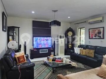 Dijual Rumah Virginia Lagoon di BSD Siap Huni SHM ( 4+1 KT ) Hadap Timur Laut