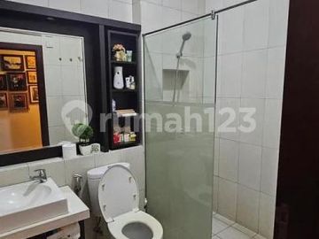 Dijual Rumah Virginia Lagoon di BSD Siap Huni SHM ( 4+1 KT ) Hadap Timur Laut
