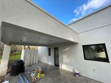 Casa Quinta a estrenar!!! - Barrio de Chacras Malvinas - Brandsen
