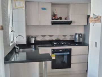 apartamento en venta en ciudad guabinas. Cod V15756