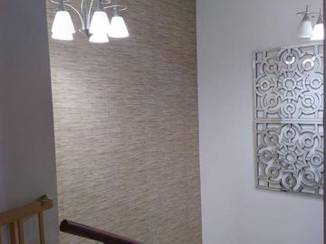 EN VENTA BONITA CASA  DENTRO DE CONJUNTO EN CUMBAYÁ