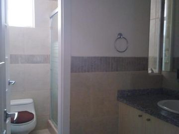 EN VENTA BONITA CASA  DENTRO DE CONJUNTO EN CUMBAYÁ