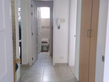EN VENTA BONITA CASA  DENTRO DE CONJUNTO EN CUMBAYÁ