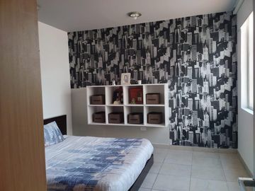 EN VENTA BONITA CASA  DENTRO DE CONJUNTO EN CUMBAYÁ