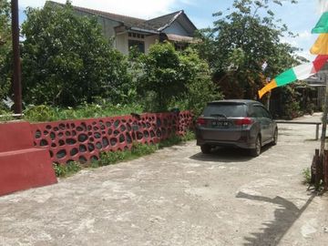 Dalam Perumahan Ciomas Permai, Kavling Terima SHM Pecah Unit