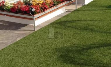 Casa sola en venta con acabados de lujo y vista panorámica desde su roof garden