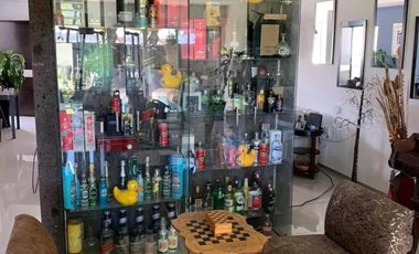 Casa sola en venta con acabados de lujo y vista panorámica desde su roof garden