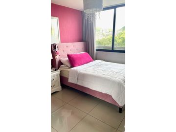 Se Alquila hermoso apartamento en Condado del Rey Country Club