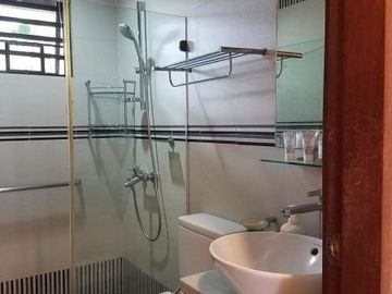 For SALE : 5 BEDROOM CORNER HOUSE & LOT IN VISTA REAL, QC