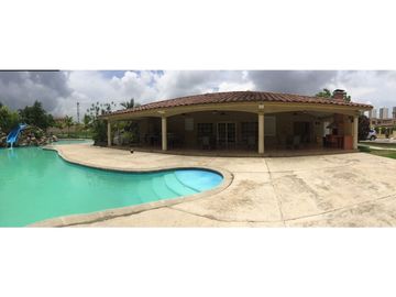 VENTA DE CASA EN CONDADO DEL REY  DORADO SPRINGS