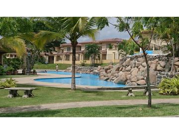VENTA DE CASA EN CONDADO DEL REY  DORADO SPRINGS