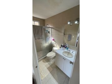 VENTA DE CASA EN CONDADO DEL REY  DORADO SPRINGS