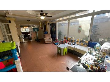 VENTA DE CASA EN CONDADO DEL REY  DORADO SPRINGS
