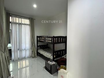 Disewa Rumah Bagus Di Ciputat Cluster Full Furnished Ada Pool