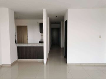 Venta de departamento en La Romareda, ave Narcisa de Jesús, planta baja.