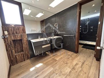 Casa en venta de 5 dorm. en Hacienda de chocureo Colina