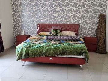 Rumah 2 Lantai di Cluster Taman Cemara Harapan Indah Bekasi