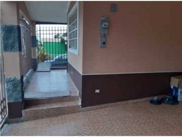 Se Vende Hermosa Casa en Villas de Villa Lucre