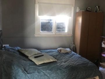 Venta de Casa Multifuncional en Olivos.