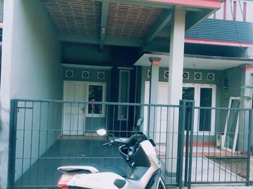 Rumah di Beji, 2.5Lt, Minimalis dlm Prmhn di Tanah Baru