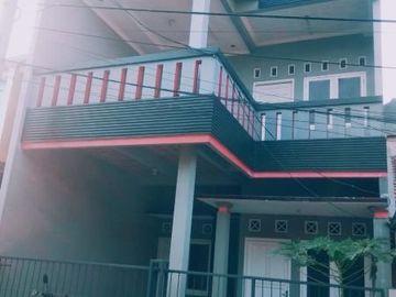 Rumah di Beji, 2.5Lt, Minimalis dlm Prmhn di Tanah Baru
