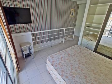 Moderno e Impecable Duplex 2 amb con doble balcón y amoblamiento