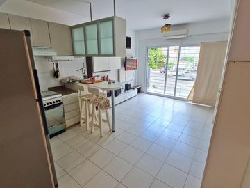 Moderno e Impecable Duplex 2 amb con doble balcón y amoblamiento