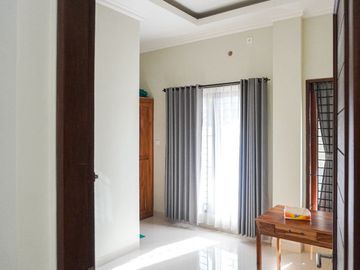 RUMAH BARU LANTAI 3 VIEW PANTAI MELASTI BANGUNAN KOKOH