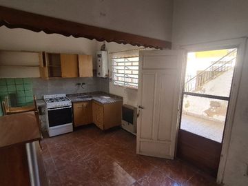 Casa para 2 Familias en venta en Monte Chingolo