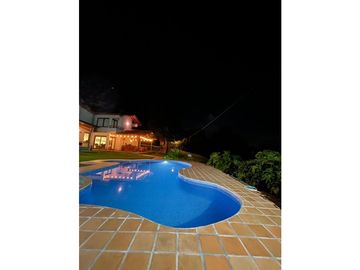Venta de casa campestre en cabeceras
