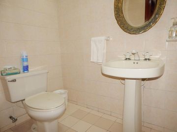 casa en venta en altos del prado (norte). Cod V87976